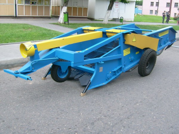 Картофелекопатель полунавесной двухрядный КСТ-1,4М