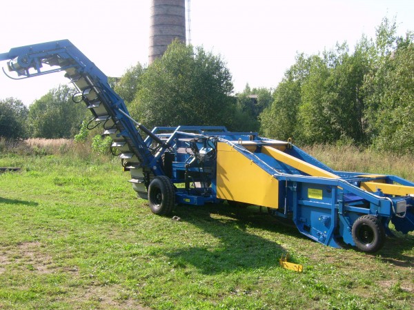 Копатель-погрузчик МУЛС-1,4 Агропромсельмаш