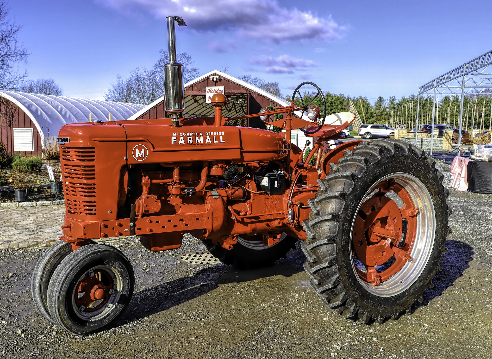 Case IH отмечает 100-летие трактора Farmall