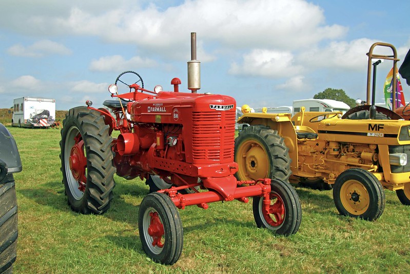 Case IH отмечает 100-летие трактора Farmall